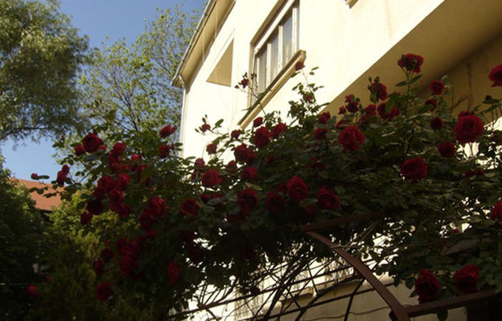 Home Away Apartment Budapest Room photo